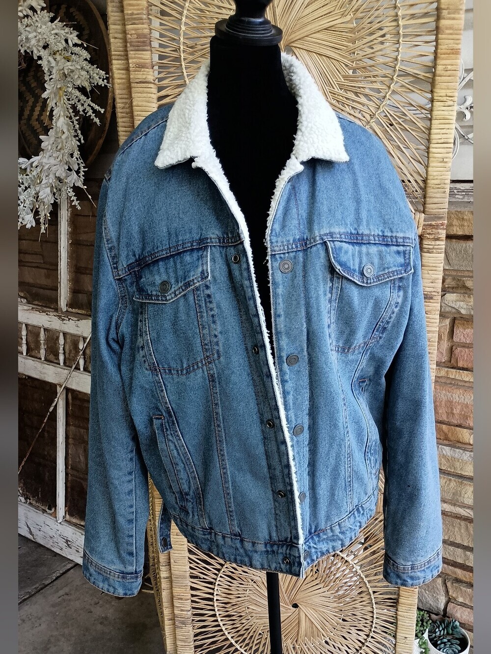 Forever 21 Denim Faux Fur Lined Jacket - Light Blue_Large